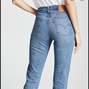 Levi’s wedgie jeans